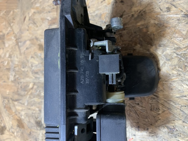 A2117400893 MERCEDES купить в Украина
