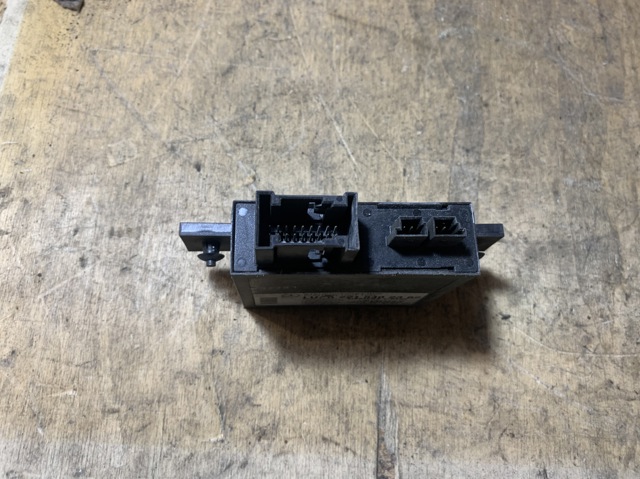 A2215402362 MERCEDES купить в Каменское