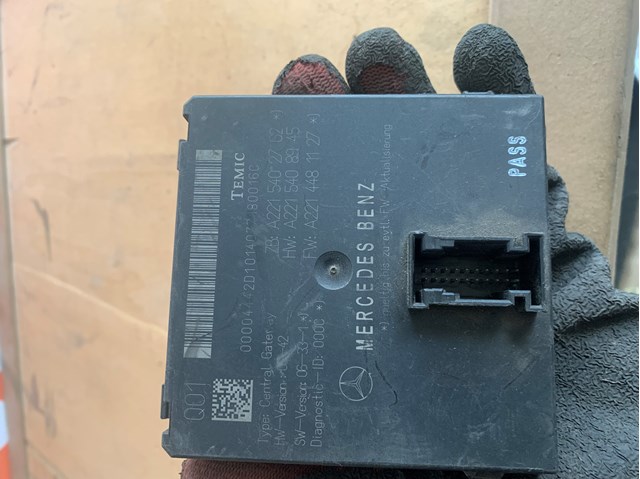 MERCEDES A2215402762 в наличии Харьков