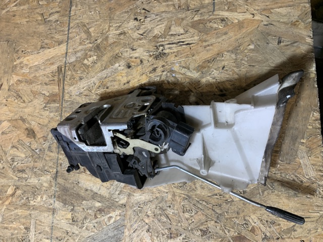 MERCEDES A2217202335 в наличии Украина