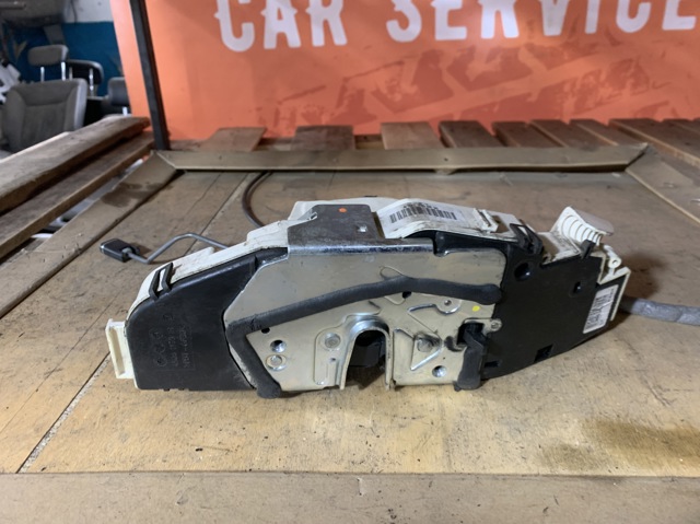 MERCEDES A2217300835 Замок двери задней правой в наличии Запорожье