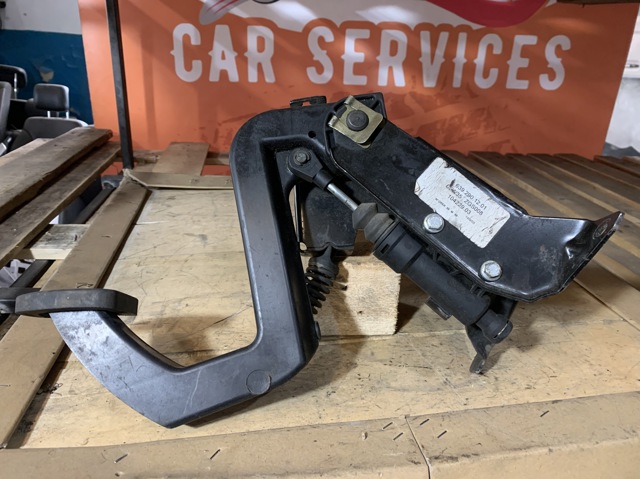 MERCEDES A6392901201 в наличии Украина