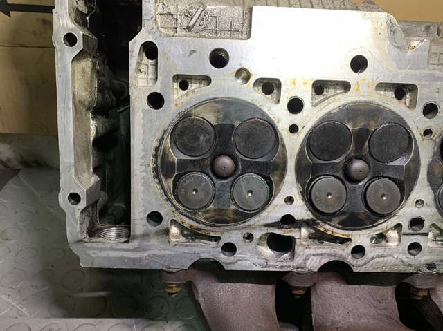 R6040160501 MERCEDES купить в Ужгород