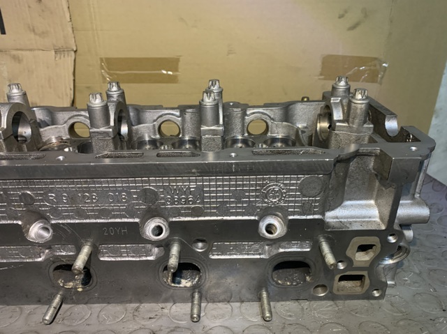 R9128018 Головка блока цилиндров (ГБЦ) купить Ирпень