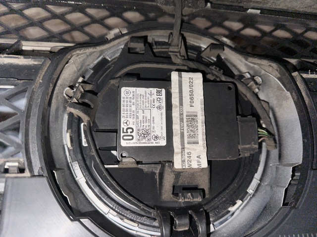 Радарный датчик дистанции A0009058406 MERCEDES