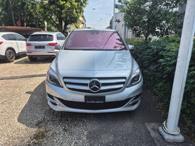 Компрессор хладагента A0032305111 MERCEDES