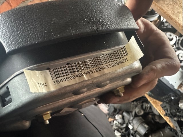 Подушка безопасности водителя A1644600498 MERCEDES