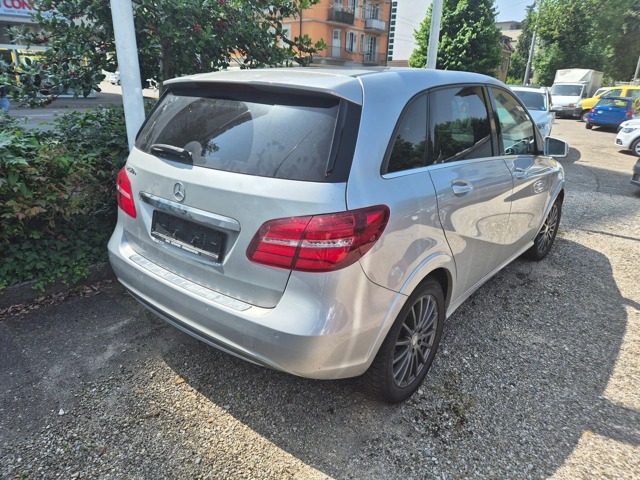 Рычаги задней подвески A2463520002 MERCEDES