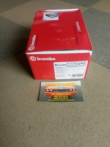BREMBO P11017 Колодки тормозные передние дисковые в наличии Черновцы