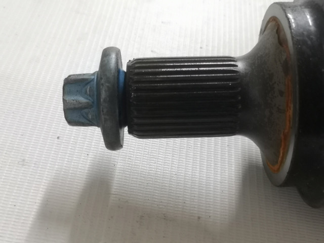 MERCEDES 2533301300 Правая полуось в наличии Николаев