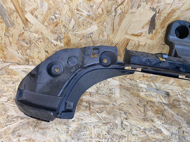 51122990161 BMW Кронштейн бампера заднего центральный купить в Ирпень