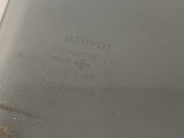6810342130 TOYOTA Стекло двери задней правой купить в Днепр