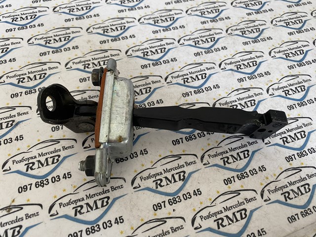 HYUNDAI 794903W000 Ограничитель открывания двери задний правый в наличии Ирпень