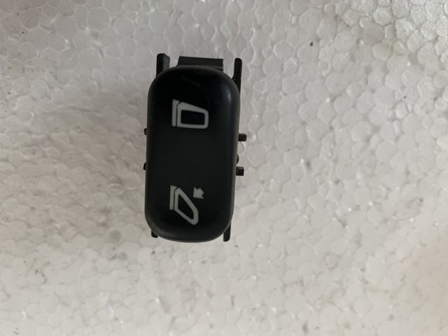 A1638200510 MERCEDES Кнопочный блок управления стеклоподъемником центральной консоли купить в Полтава
