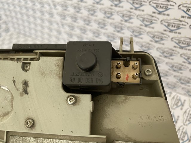 A2028202201 MERCEDES Плафон освещения салона (кабины) купить в Николаев