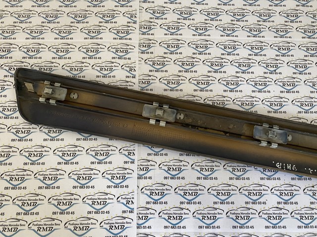 MERCEDES A2106900582 Накладка двери задней левой в наличии Винница
