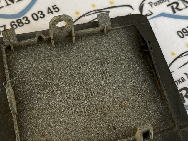 A2106987030 MERCEDES Заглушка отверстия под домкрат (заглушка порога) купить в Ирпень