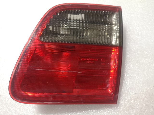 A2108207464 MERCEDES Фонарь задний правый внутренний купить в Ровно