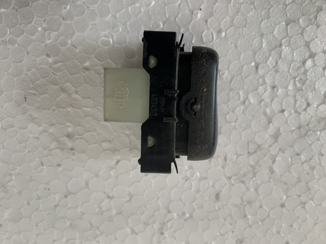 MERCEDES A2108213551 Кнопочный блок управления стеклоподъемником центральной консоли в наличии Сумы