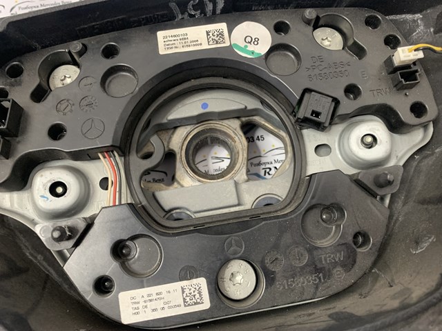 MERCEDES 2218201611 в наличии Одесса