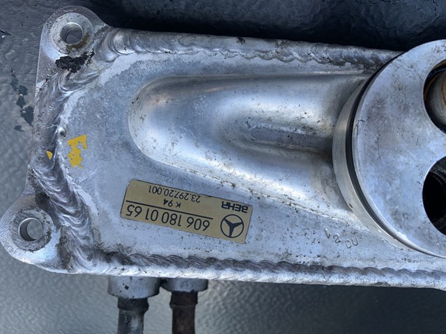 MERCEDES 6061800165 Радиатор масляный (холодильник), под фильтром в наличии Полтава