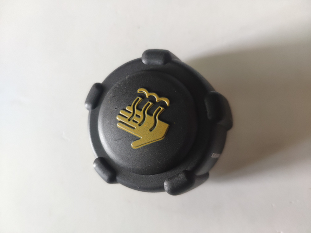 Пробка расширительного бачка 5110109 AUTOTECHTEILE