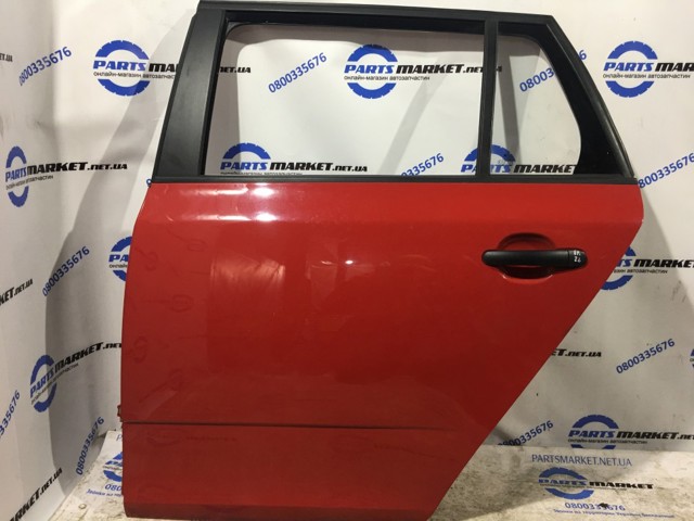 Задняя левая дверь 5J9833055 VAG