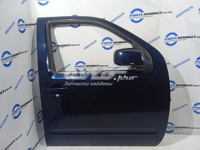 Пассажирская передняя дверь 80100EB330 NISSAN