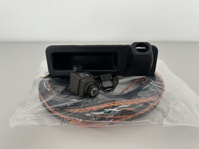 BMW 61119322282 Модуль управления камерой в наличии Кривой Рог