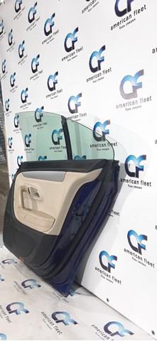 3C8845206 VAG Стекло двери задней правой купить в Ужгород
