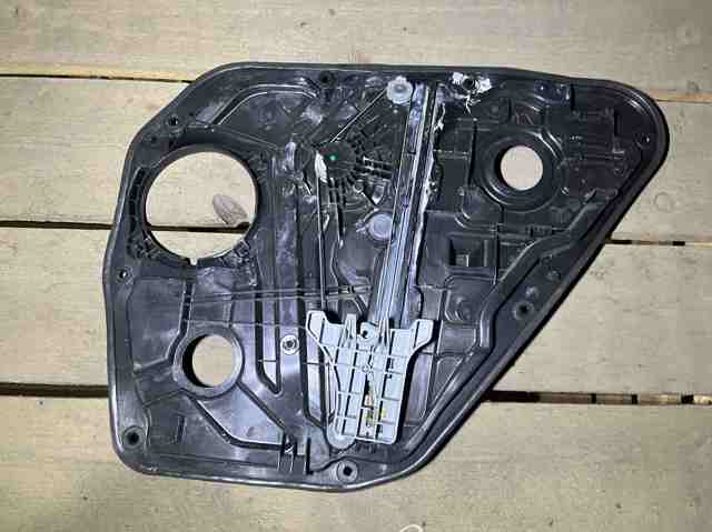Механизм стеклоподъемника двери задней, левой 83471C2000 HYUNDAI
