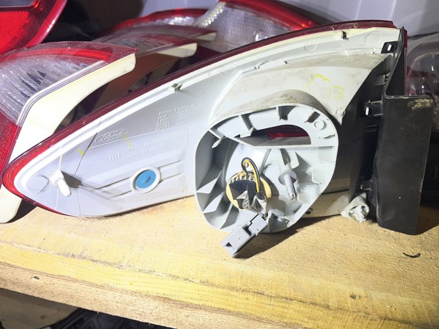 D2BB13404BC FORD купить в Тернополь
