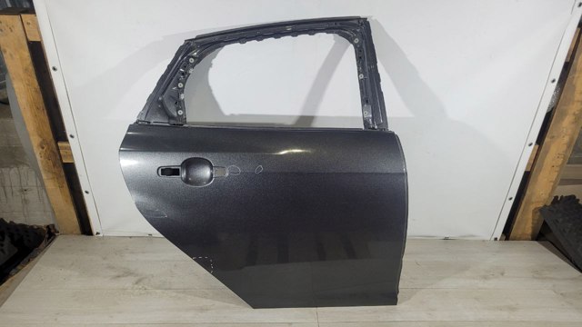 Дверь пассажирская задняя правая DM5Z5824630C FORD