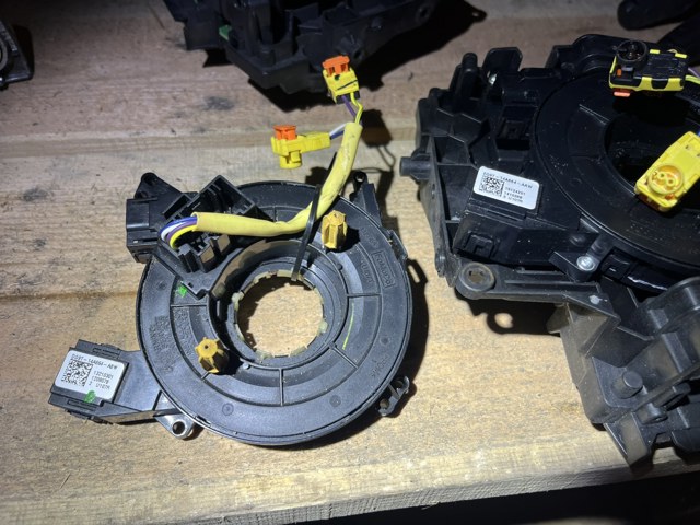 EG9Z14A664B Шлейф руля купить Харьков