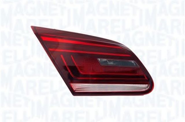 Задний левый внутренний фонарь 714081180701 MAGNETI MARELLI