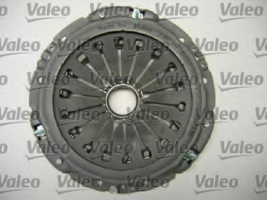 Комплект сцепления (диск, корзина, подшипник) 835001 VALEO