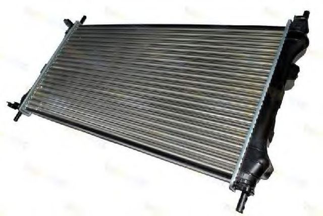 Радиатор охлаждения двигателя D7G019TT THERMOTEC
