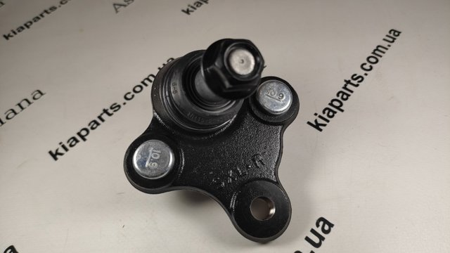 Шаровая опора правая нижняя  CBKH43R CTR