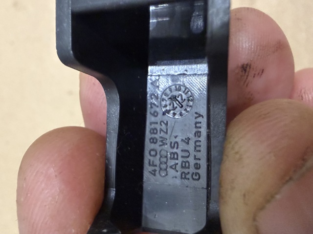 VAG 4F0881672A в наличии Чернигов
