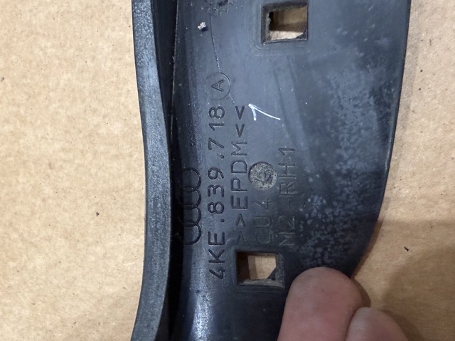 4KE839718A VAG купить в Ужгород
