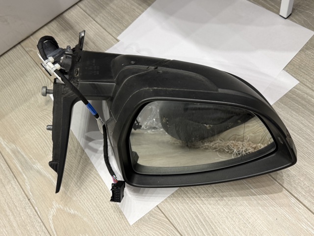 4KR857409J3Q7 VAG купить в Сумы