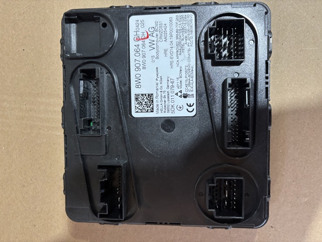Блок управления комфортом 8W0907064GH VAG