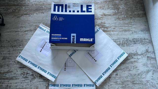 MAHLE 00990N0 Кольца поршневые на 1 цилиндр, STD. в наличии Полтава