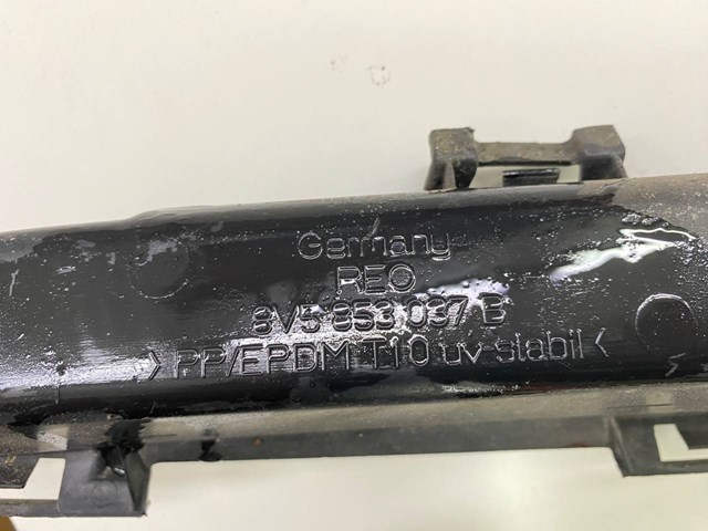 VAG 8V5853037B в наличии Днепр