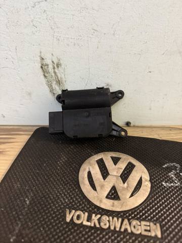 VAG 0132801363 Привод заслонки печки в наличии Николаев