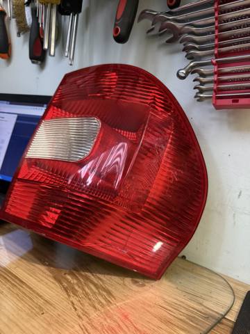 VAG 5L0945095 Фонарь задний правый в наличии Чернигов