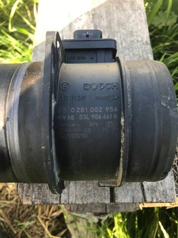 Расходомер воздуха 03L906461A VAG