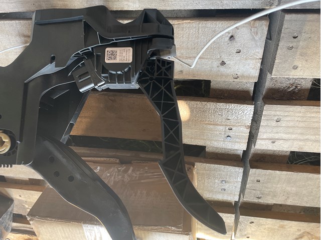 Педаль акселератора Volkswagen Golf ALLTRACK 7