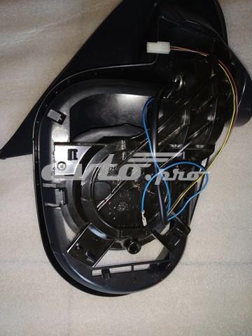 A163810359328 MERCEDES Правое зеркало купить в Ужгород