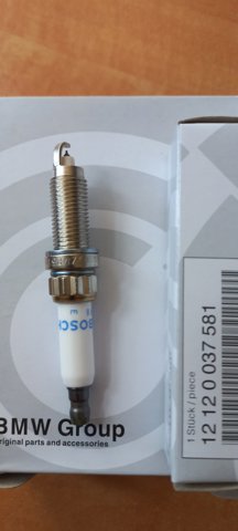 BMW 12120037581 Свечи зажигания в наличии Киев